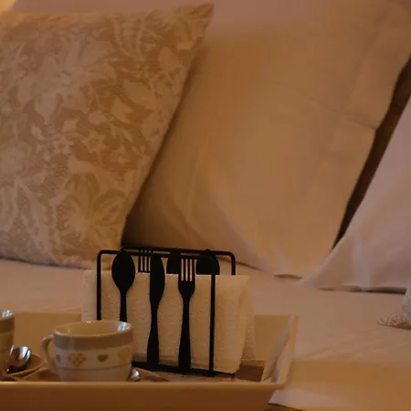 アパート Colline Verdi Vitinia